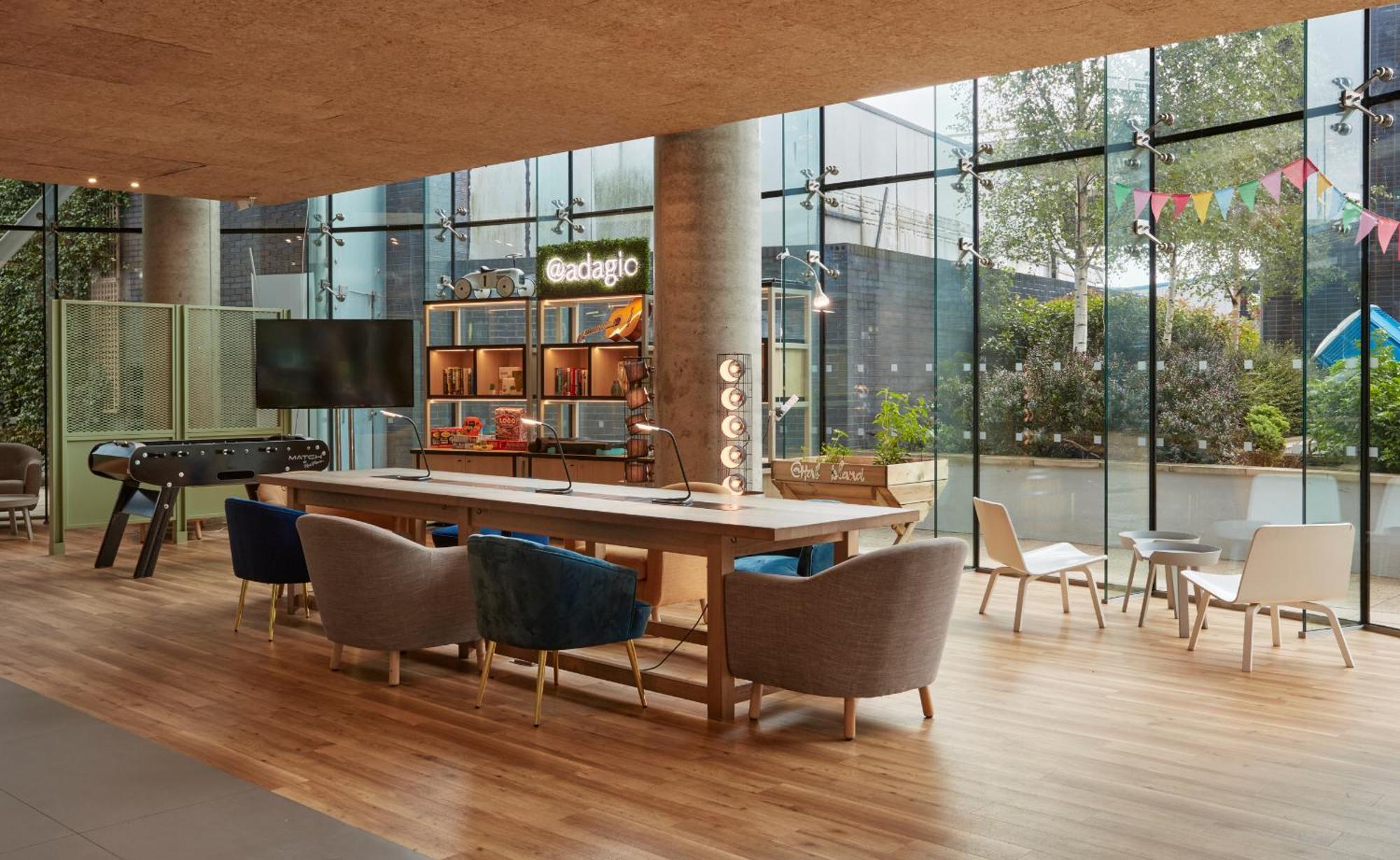 Aparthotel Adagio London Брентфорд Экстерьер фото
